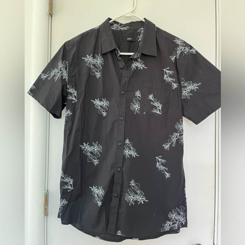 Swell Black Short-Sleeve Button-Down Shirt with White Floral Print